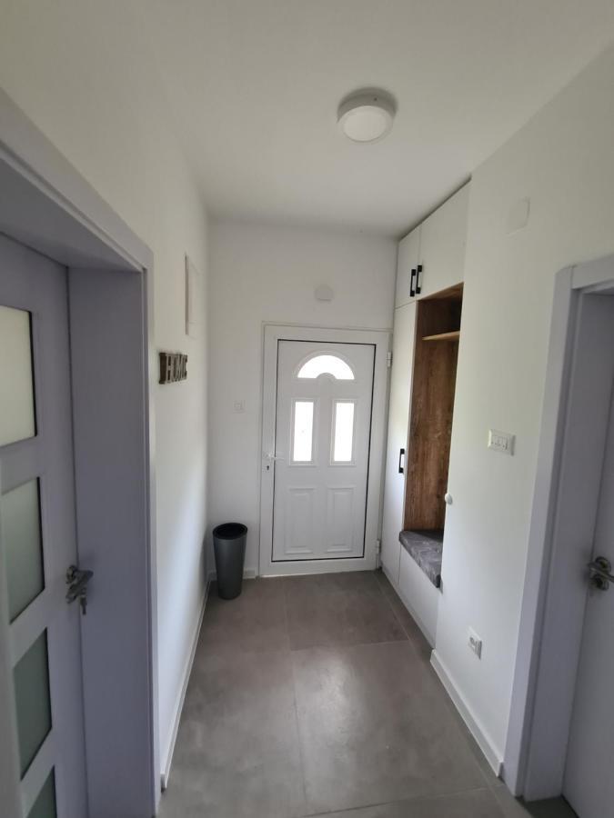 Apartment Nikcevic Tivat Exterior foto